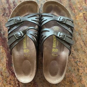 Birkenstock gold sandals. Size 39. Worn once.